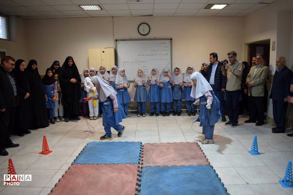 نشست منطقه‌ای مدیران مدارس خیرساز در مدرسه شاهد امام سجاد(ع)