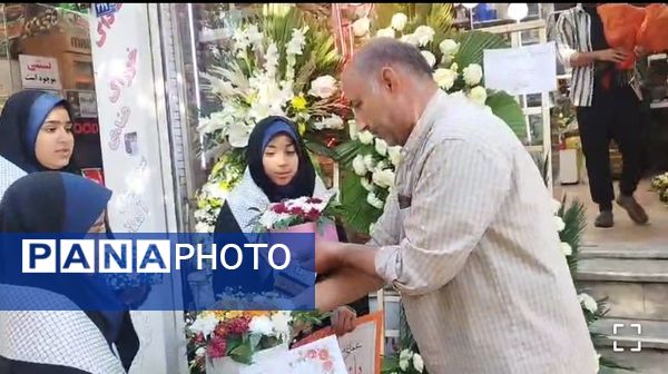 قدردانی  دختران پیشتاز دبیرستان شاهد تکتم از فرشتگان سفیدپوش بیمارستان ۱۷شهریور مشهد