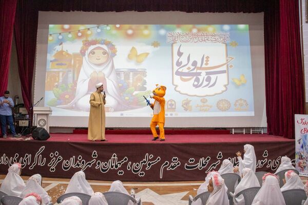 برگزاری جشن روزه‌اولی‌ها برای دانش‌آموزان دختر شهرستان محلات