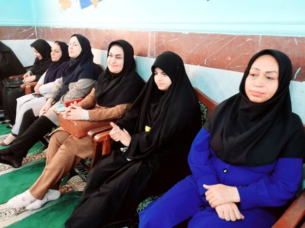 جشن بزرگداشت مقام معلم در دبستان نبوت شهرستان بوشهر