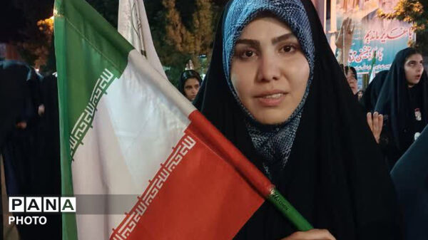 نود وهشتمین  قرار شبانه مردم انقلابی کوهدشت، در دفاع از وطن و بیعت با رهبری