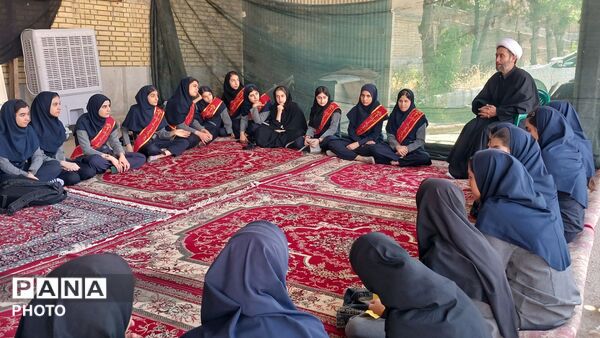 موکب «نوجوان مبارز» در فارسان؛ صحنه‌ای از بلوغ اجتماعی نسل آینده