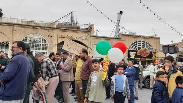 جشن بهار انقلاب در راهپیمایی ۲۲ بهمن در تفت