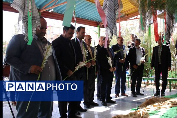 برگزاری جشن شکوفه‌ها در مدرسه عصمت شهرستان رباط کریم 