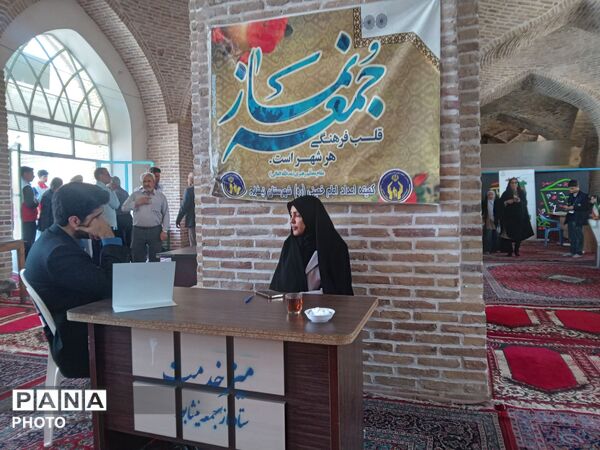 برپایی میز خدمت در هفته آخر اردیبهشت ماه 