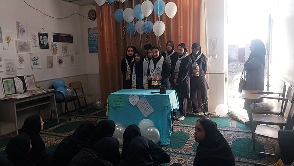 جشن ولادت امام زمان (عج)در مدرسه عزت طلایی