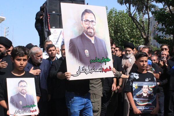 تشییعی که بهارستان را یکپارچه عزادار و مفتخر کرد