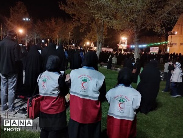 ای چراغ عرشیان، خورشید رخسار شما