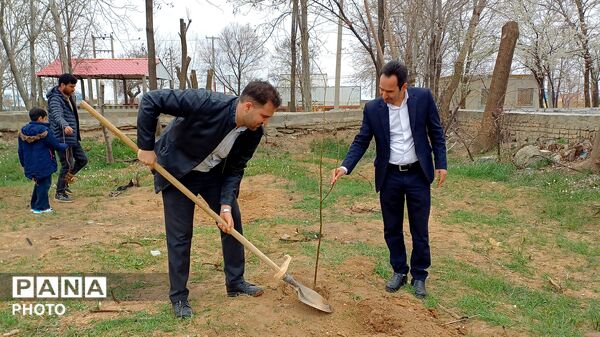 پیامِ سبزِ امید؛ از رزن، برای ایران