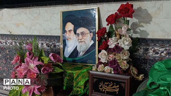 شور حسینی در مسجد امام رضا(ع) نظرآباد با قرائت دعای توسل و زیارت عاشورا 