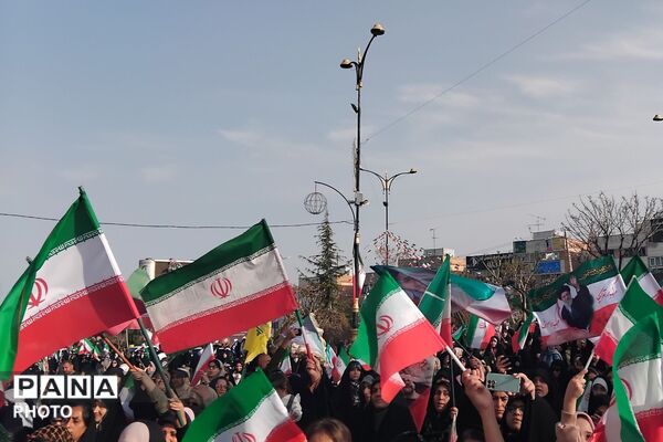 اجتماع بزرگ دختران ایران به مناسبت ولادت حضرت معصومه (س) و روز دختر در پردیس