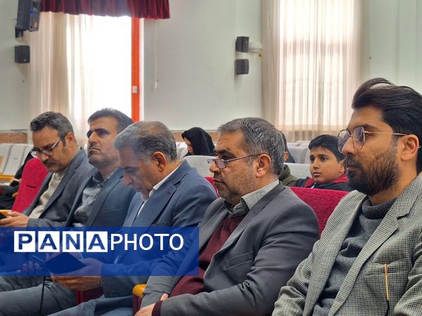 تجلیل از فعالین حوزه پرورشی ناحیه 6 مشهد