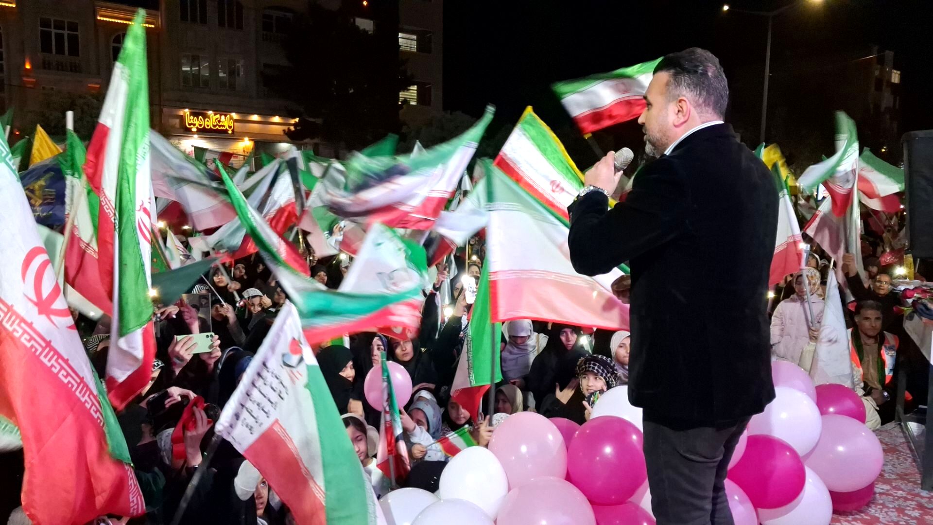 شکوه ولادت در بلوار فضل نیشابور