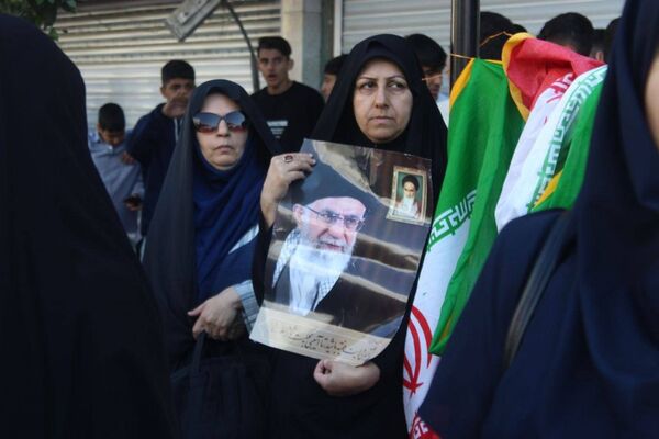 راهپیمایی روز دانش‌آموز در گلوگاه 