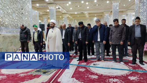 اقامه نماز جماعت مغرب و عشاء همراه با سفره افطاری ساده در حرم مطهر بی‌بی سکینه خاتون (سلام‌الله‌علیها)  ملارد در ایام ماه مبارک رمضان