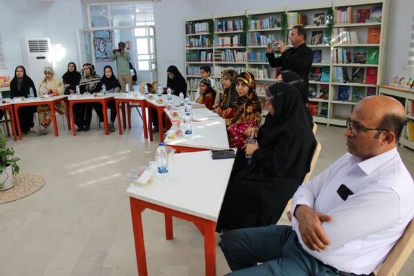 حضور مسئولان کانون پرورش فکری کشور در جاسک و نوید اجرای تماشاخانه سیار