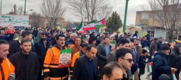 حضور پرشور مردم گل‌تپه در راهپیمایی ۲۲ بهمن