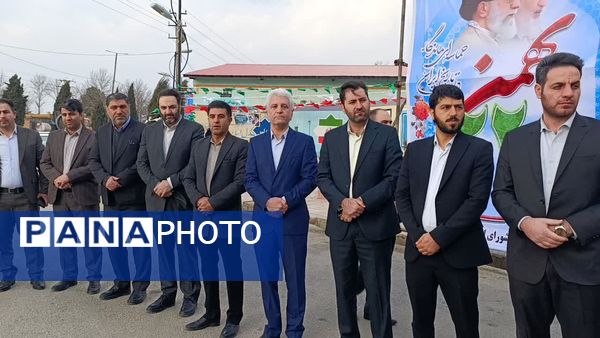 بازدید میدانی دادستان انتظامی قضات در کوهدشت و دیدار با کارکنان و خانواده شهدا