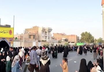 مردم زاهدان با شرکت در مهمانی ۳ کیلومتری غدیر، حماسه‌ای ضد استکباری آفریدند