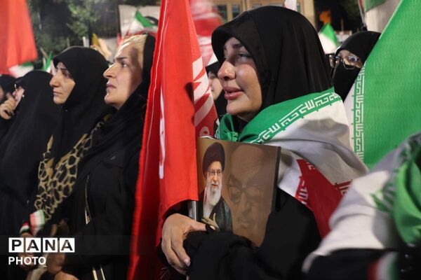 حضور گسترده فرهنگیان، دانش‌آموزان و اولیا در غرفه آموزش و پرورش نواحی پنج‌گانه تبریز به میزبانی ناحیه یک