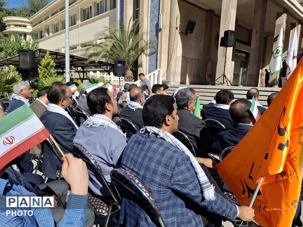 طنین یاد فاتحان خرمشهر در میان فرهنگیان