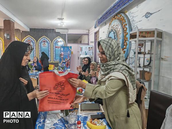 میزبانان فیزیکی، مهمانان مجازی، قاب‌بندی نوین هفته معلم در طلیعه شاهد