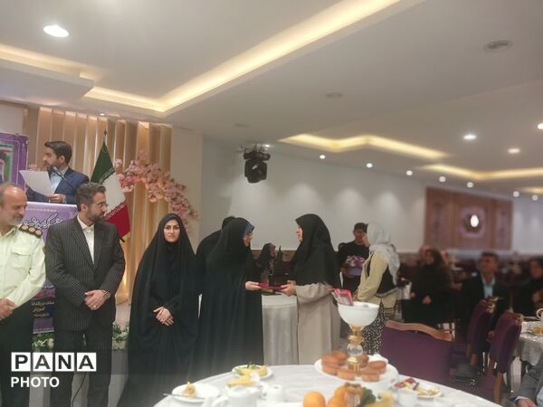 همایش گرامیداشت مقام معلم در فریدونکنار