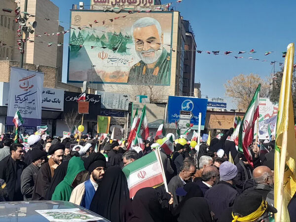 راهپیمایی 22 بهمن در قم -2