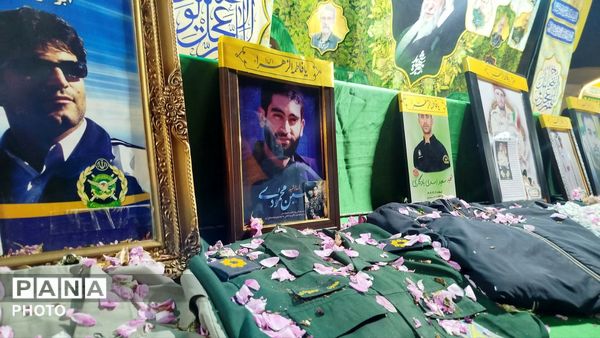 طنین دوباره شعارهای وفاداری در نورآباد؛ نود و هشتمین شب بیعت با رهبر انقلاب