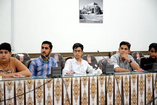 تجلیل از دانش‌آموز خبرنگاران پانا شهرستان نایین 