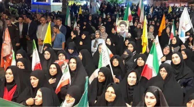 نودوهشت شب همبستگی کوهدشت در حمایت از رهبری و نیروهای مسلح