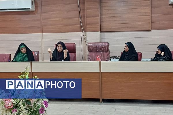 نشست تخصصی معاونین آموزش ابتدایی مناطق ۲۱ گانه شهرستانهای تهران 