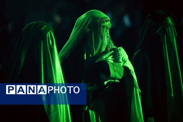 نمایش کاروان عاشقی در کرج 