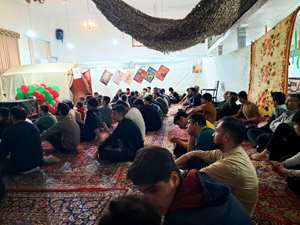 اعتکاف دانش‌آموزی در شهرستان عجب‌شیر