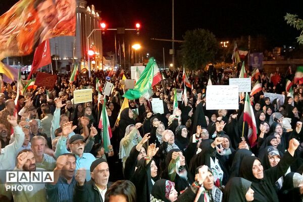 شور و حماسه ی مردمان قرچک در صد و دومین  شب از تجمعات مردمی