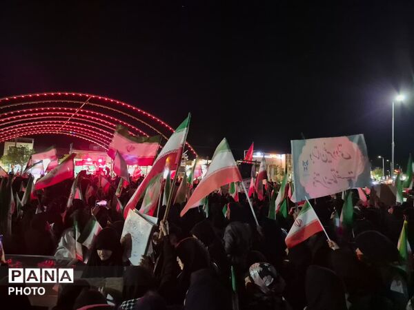 مراسم چهلم دانش‌آموزان شهید مدرسه شجره طیبه میناب در شهر تفت