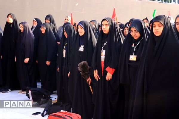 قاب هایی از یک بدرقه آسمانی ماندگار 