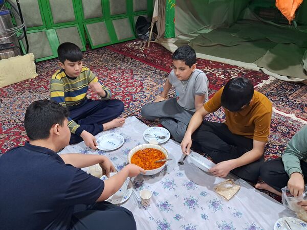 اعتکاف دانش‌آموزی در شهرستان عجب‌شیر