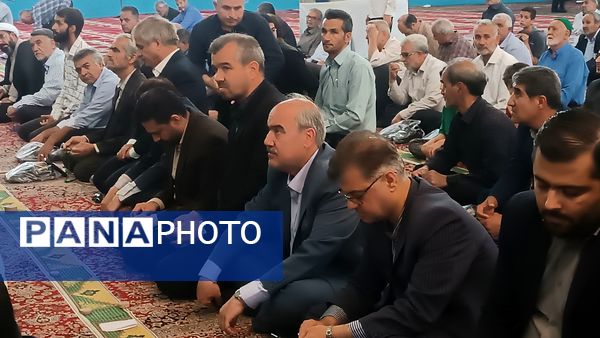 نماز جمعه با حضور مسئولان آموزش و پرورش نیشابور به مناسبت هفته بزرگداشت معلم 