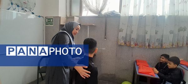 جشن شکوفه‌ها در مدرسه نسل روشن ناحیه 2 کرج 