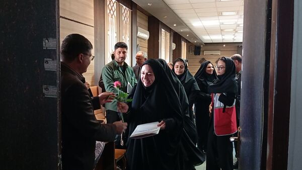استاندار و مسئولان گوش شنوایی «سمن‌ها» شدند