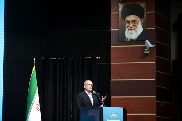 آیین نهضت توسعه عدالت در فضای آموزشی با مشارکت مردم در مشهد