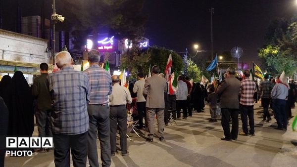 حضور اقتدارانه و صمیمانه مردم نیشابور در هشتاد و ششمین شب از اجتماعات 