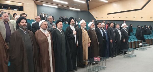 اولین اجلاس نماز با عنوان نماز نسل‌نو و رسالت ما در کاشان