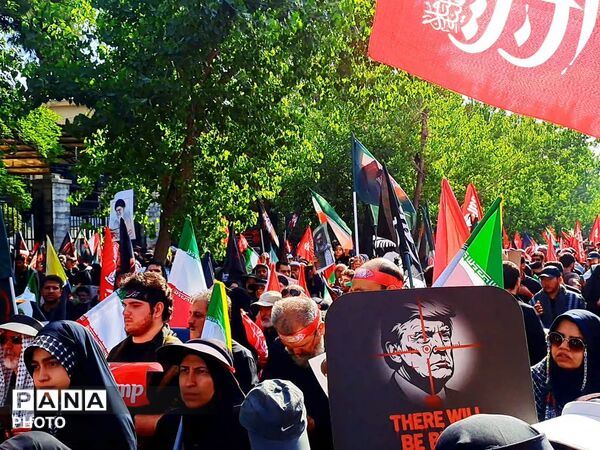 آخرین سلام؛ از میدان انقلاب تا میدان آزادی، تهران در آیین وداع با رهبر شهید