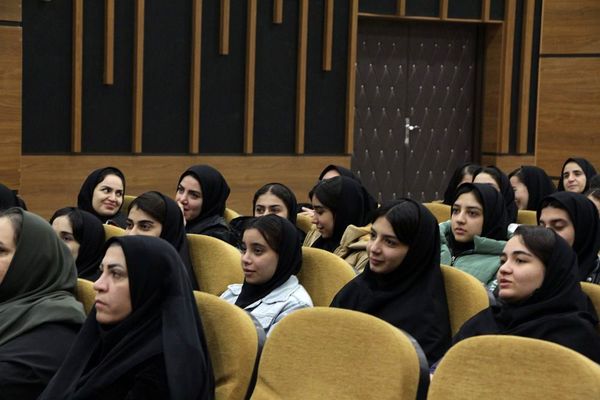 مراسم گرامیداشت دهه فجر و جشن مبعث در بهارستان‌۲