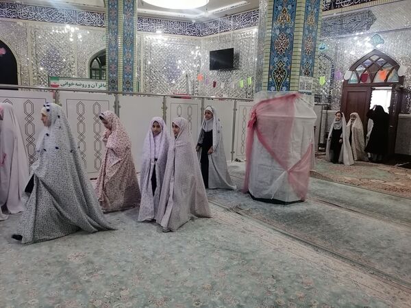 برگزاری جشن تکلیف پایه  سومی های مدرسه ناهید نخودی