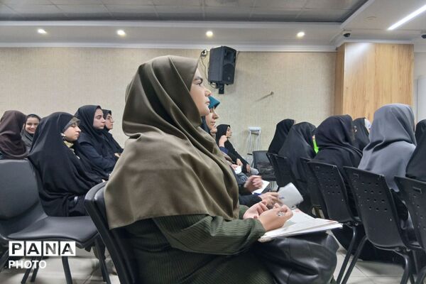 نشست تبیینی معاونین و مربیان پرورشی شهرستان ملارد 