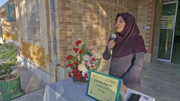 مراسم گرامیداشت هفته بهداشت‌روان و ولادت امام حسن عسگری (ع) در دبیرستان نمونه اندیشه شهرستان کاشمر