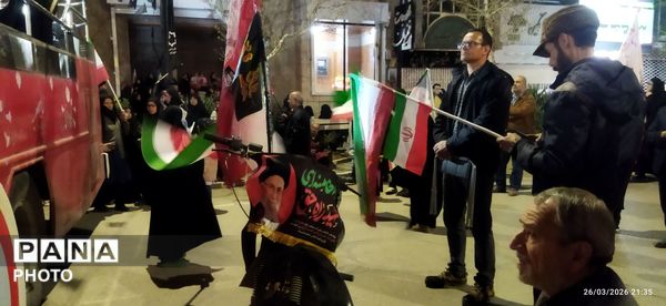 شبی پرشور در حسینیه امام خمینی (ره) نیشابور